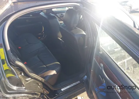 2006 Lincoln Town Car Signature Limited из США, поврежденный, VIN 1LNHM82V66Y623398